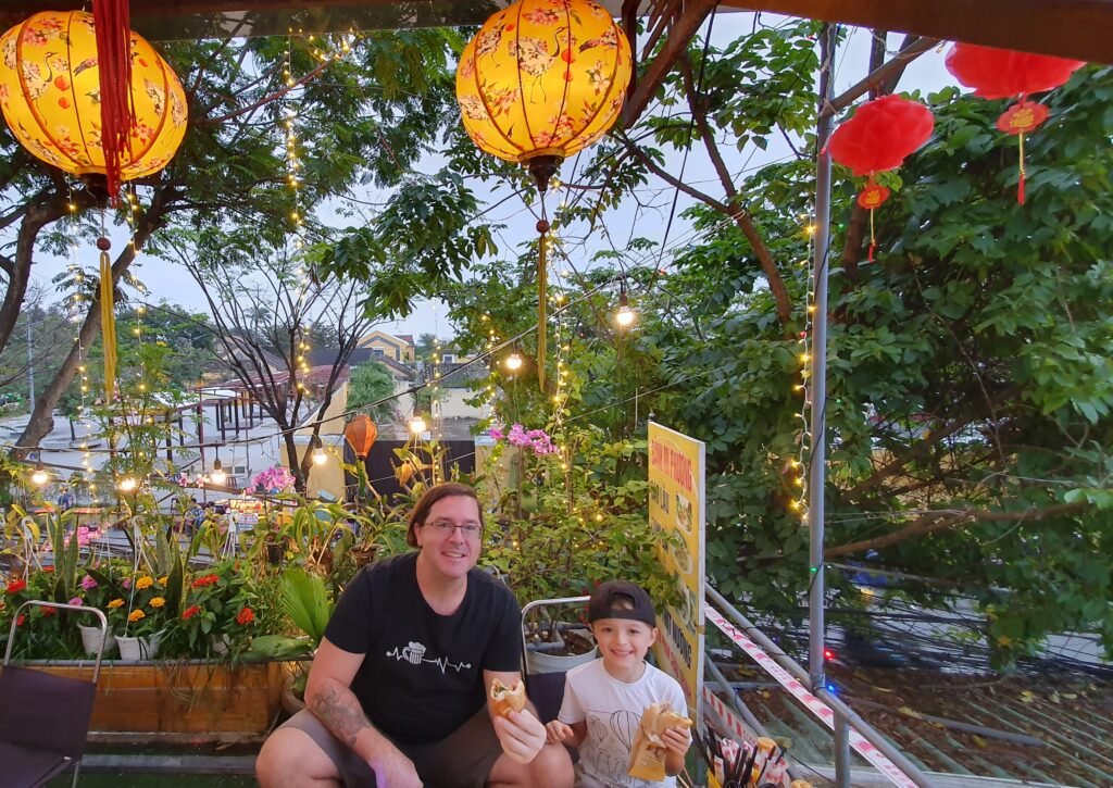 Vietnamese café culture in Da Nang with kids - family travel photo 2