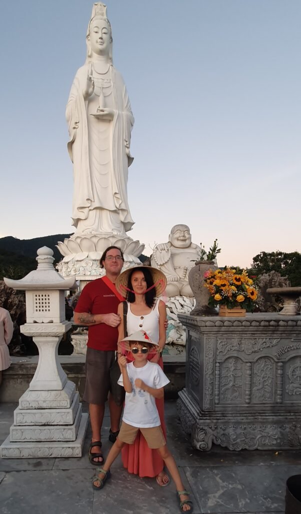 Visit Lady Buddha and Linh Ung Pagoda in Da Nang with kids 2