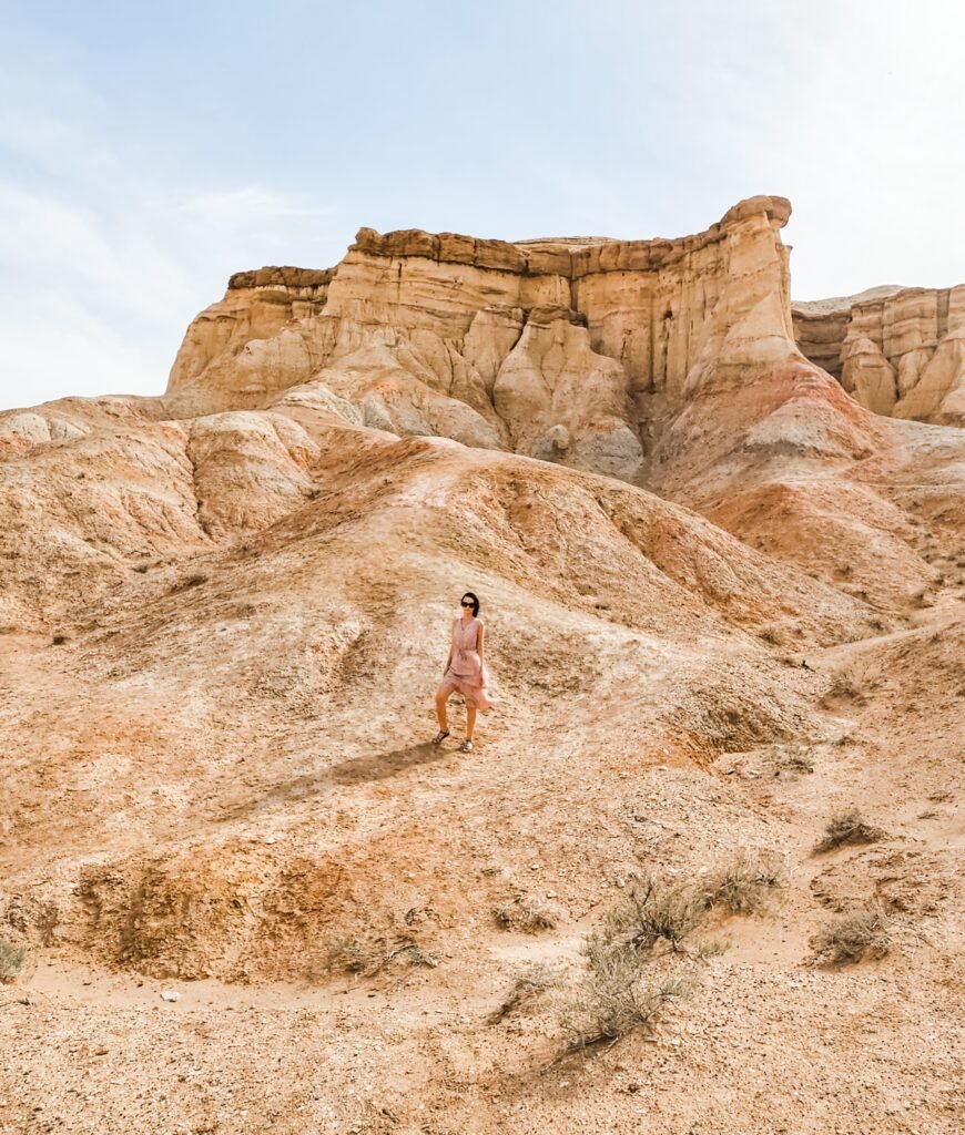 Windy landscape at Tsagaan Suvarga in the Gobi Desert