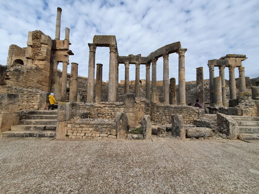 Balancing play and worldschooling academics while travelling