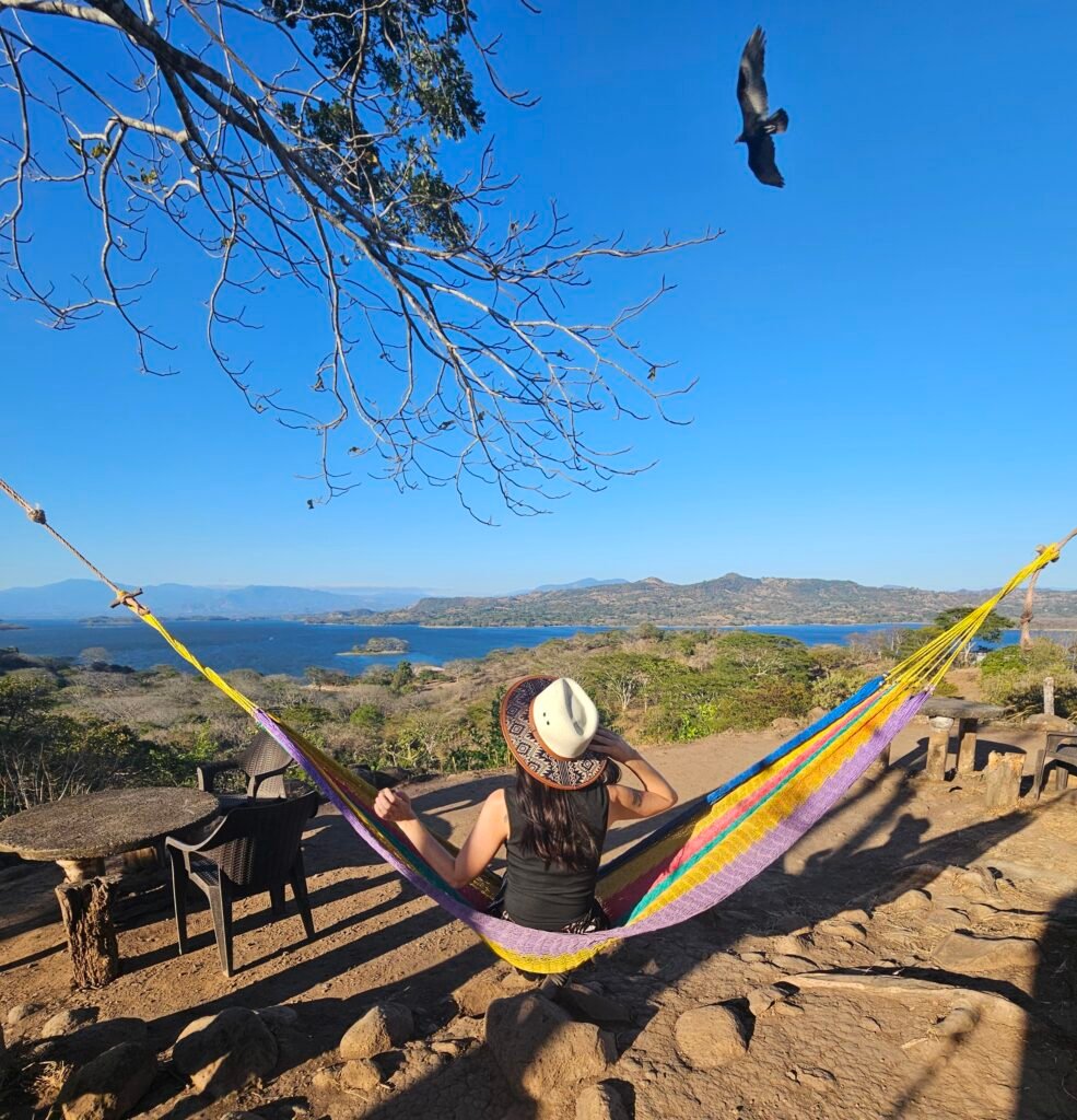 Family sightseeing during 5 days in El Salvador with kids