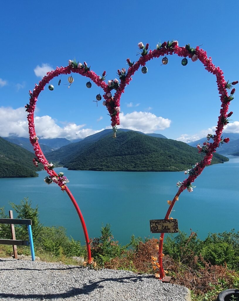 Heart-shaped sculpture overlooking the Zhinvali Reservoir